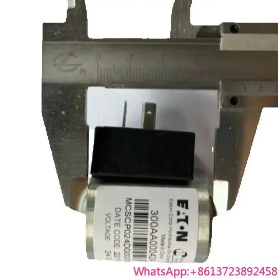 Vickers solenoid valve coil 300AA00046A 300AA00100A 300AA00170A 300AA00002A 300AA00016A
Vickers solenoid valve coil 300AA00046A 300AA00100A 300AA00170A 300AA00002A 300AA00016A