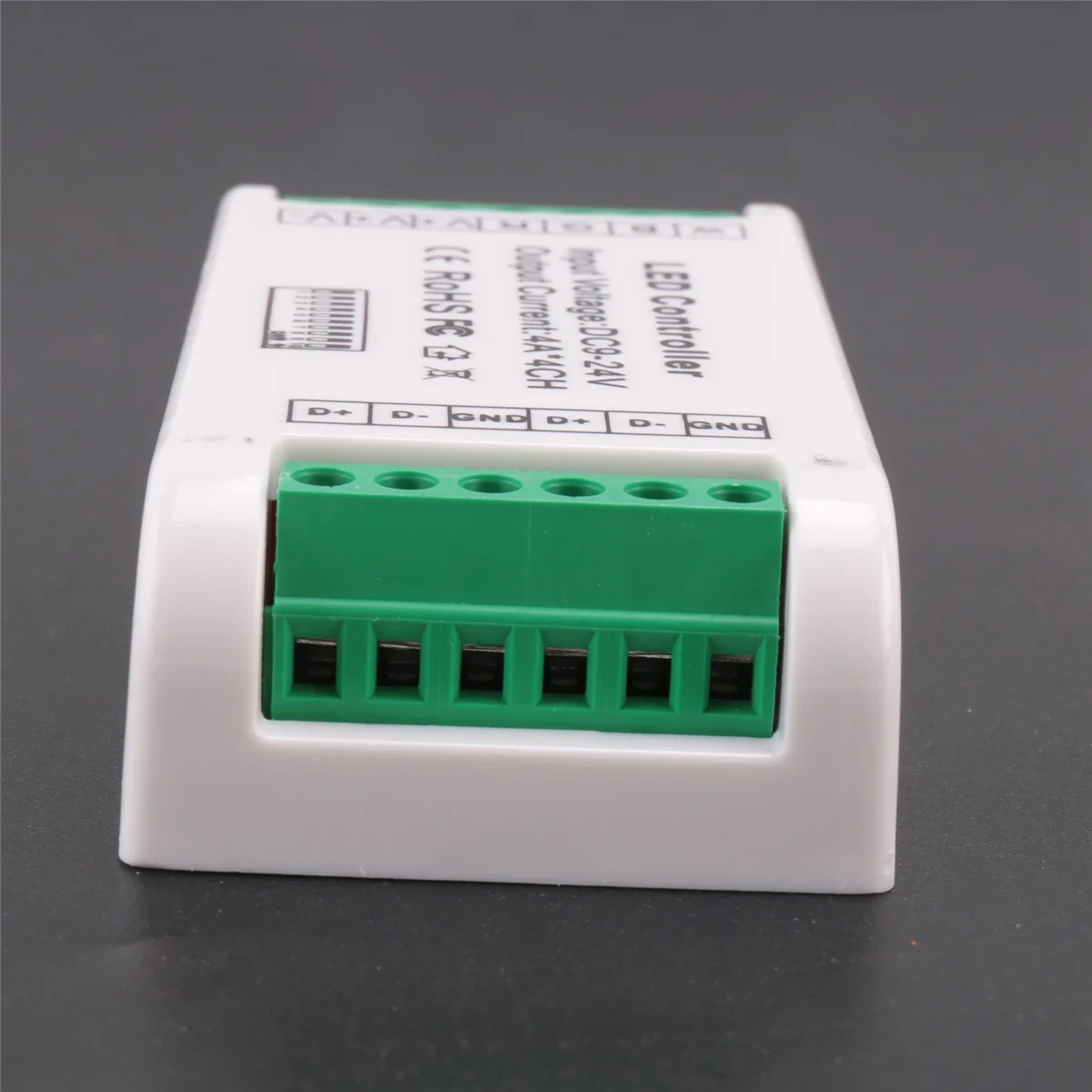 B47C Мини 4-канальный декодер DMX RGBW 16A RGBW Контроллер ленты DMX 512 Диммерный драйвер для светодиодных лент DC9-24V
B47C Мини 4-канальный декодер DMX RGBW 16A RGBW Контроллер ленты DMX 512 Диммерный драйвер для светодиодных лент DC9-24V