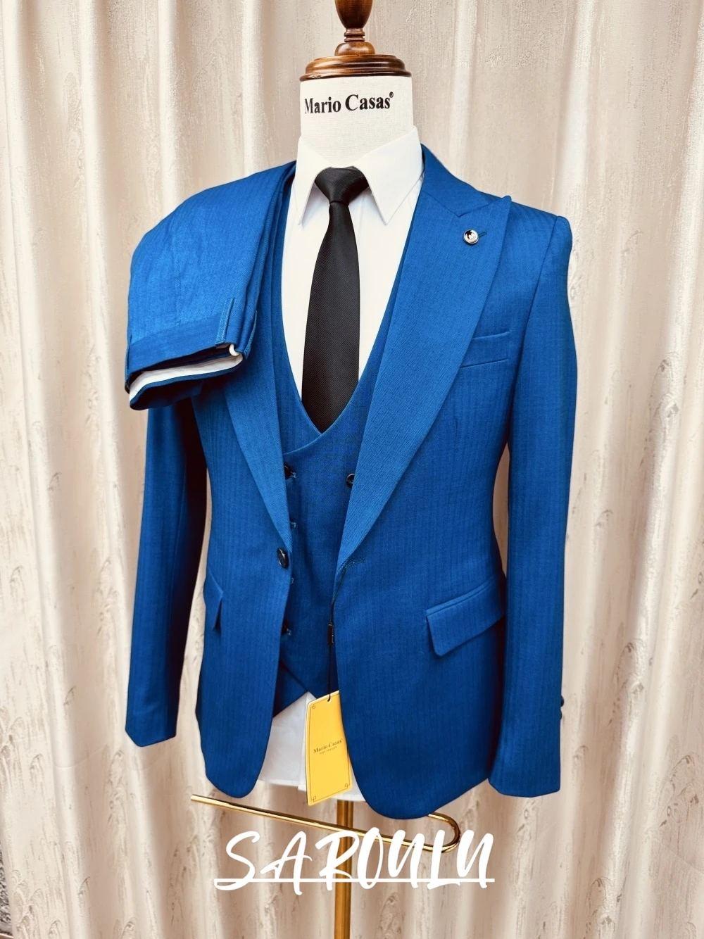 New Arrival Textured 3-pieces Suit For Men 6 Colors Classy Peak Lapel Tuxedo Formal Business Wedding Blazer Vest Pants Groom
New Arrival Textured 3-pieces Suit For Men 6 Colors Classy Peak Lapel Tuxedo Formal Business Wedding Blazer Vest Pants Groom