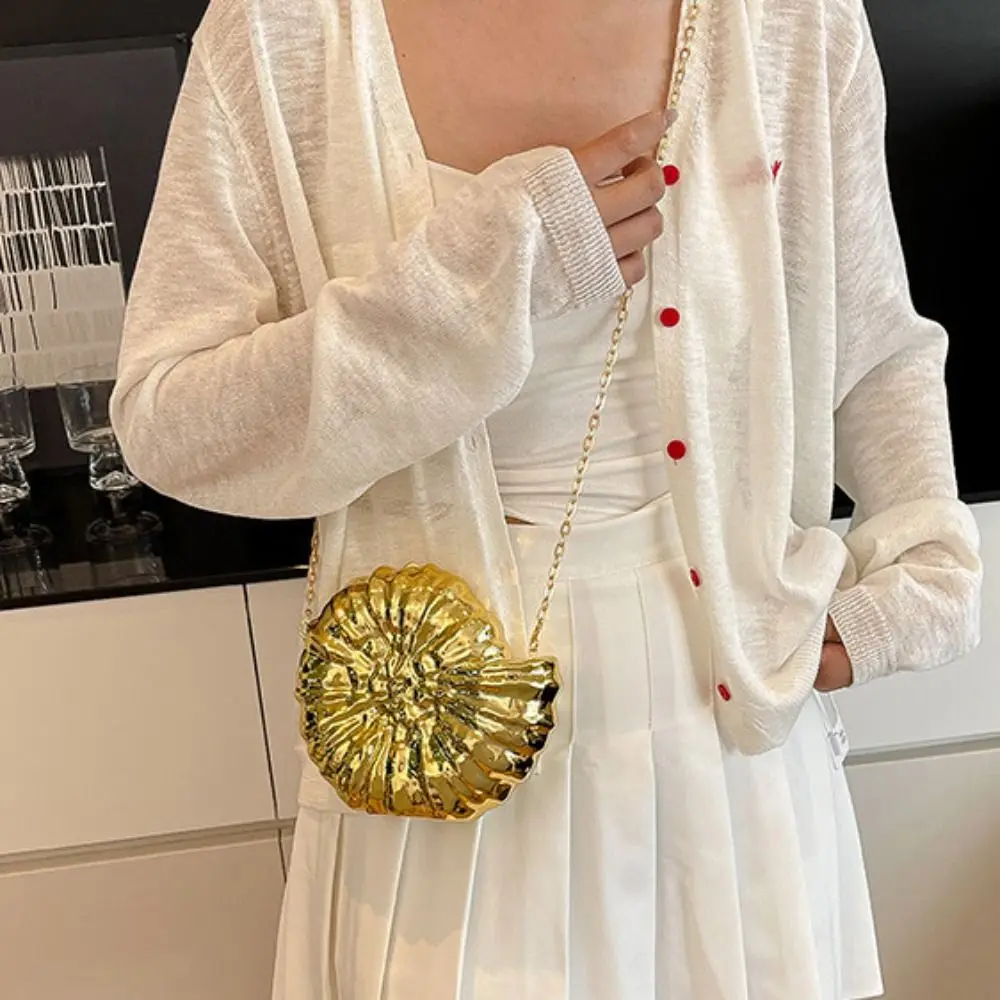 Portable Candy Color Conch Crossbody Bag Luxury Acrylic Party Evening Bag Sweet Chain Women's Clutch Bag Party
Portable Candy Color Conch Crossbody Bag Luxury Acrylic Party Evening Bag Sweet Chain Women's Clutch Bag Party