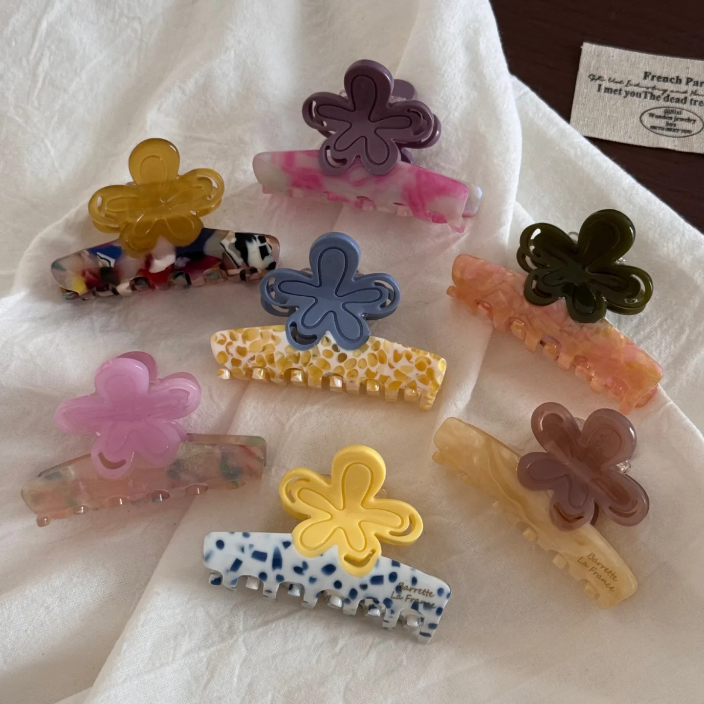Acetate Flower Contrast Color Hair Claw for Half Up Hairstyle Thin Hair Girls Pretty Youthful Top Clip Multicolor Tools
Acetate Flower Contrast Color Hair Claw for Half Up Hairstyle Thin Hair Girls Pretty Youthful Top Clip Multicolor Tools