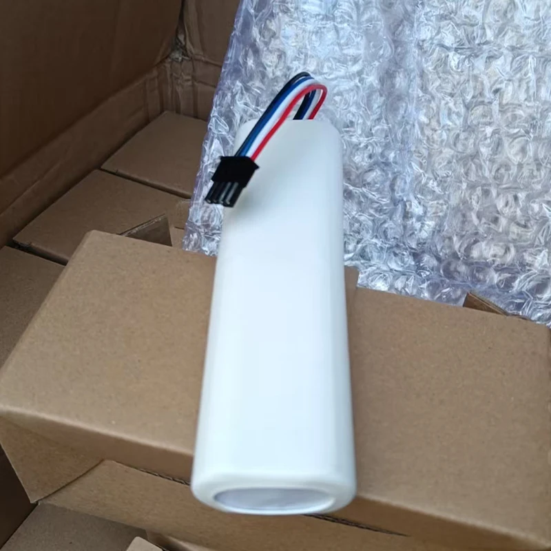 For Vacuum Mop 2C XMSTJQR2C/Xiaomi Trover Robot LDS Vacuum Mop Finder RLS3 Vacuum Cleaner Battery P2026-4S1P-MMBK 14.4V 4000mAh
For Vacuum Mop 2C XMSTJQR2C/Xiaomi Trover Robot LDS Vacuum Mop Finder RLS3 Vacuum Cleaner Battery P2026-4S1P-MMBK 14.4V 4000mAh