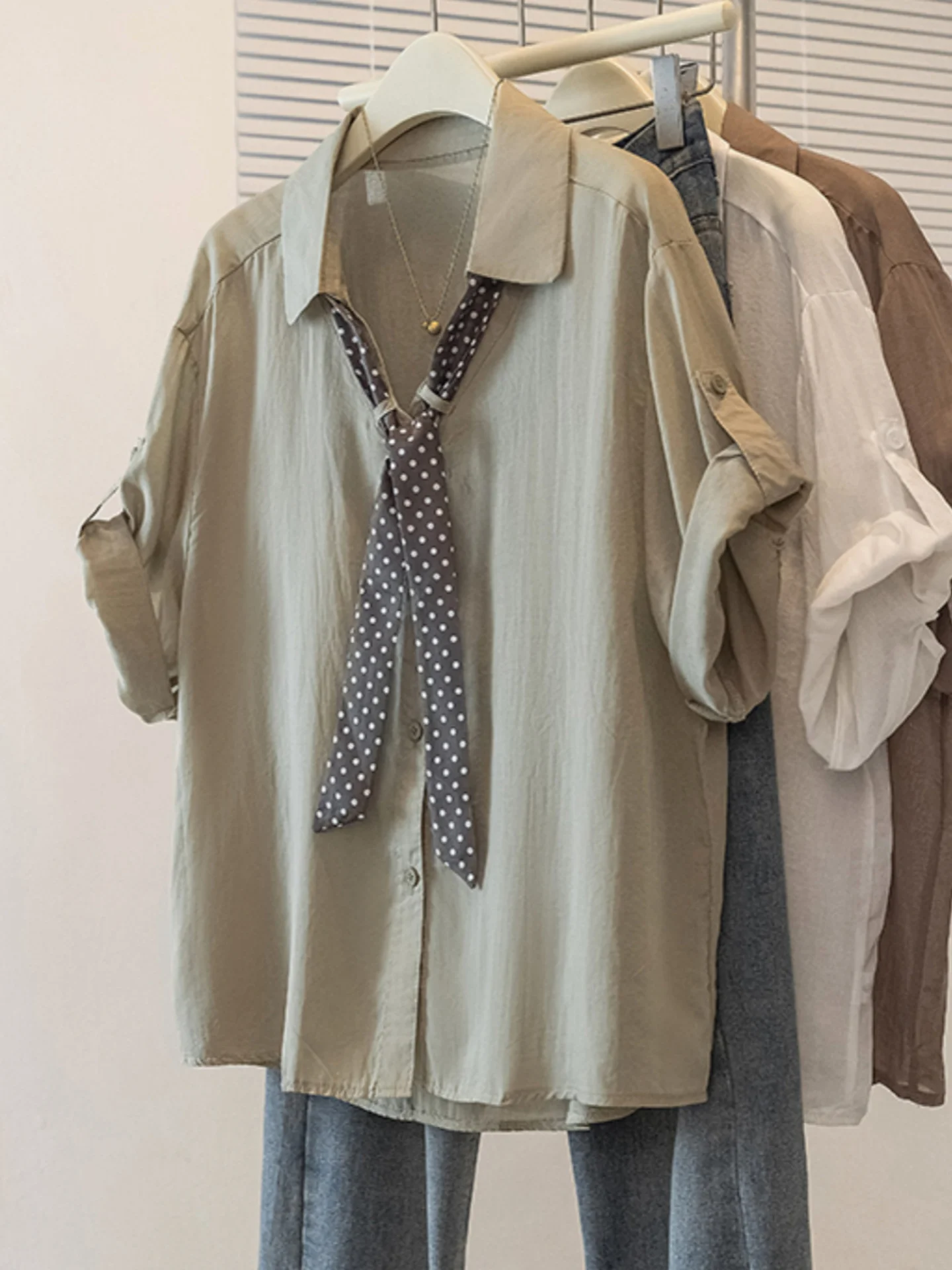 Polka Dot Silk Scarf Tie Neck Short Sleeve Shirt Women Summer 2026 plus Size Flattering Slimming Base Layer Top
Polka Dot Silk Scarf Tie Neck Short Sleeve Shirt Women Summer 2026 plus Size Flattering Slimming Base Layer Top