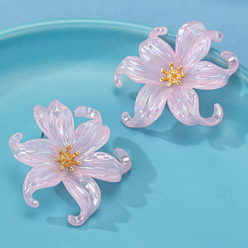 Fashion Bohemia Big Lily Translucent Resin Flower Dazzling Blue Purple Pink Acrylic Petals Stud Earrings for Women Fairy Styles
Fashion Bohemia Big Lily Translucent Resin Flower Dazzling Blue Purple Pink Acrylic Petals Stud Earrings for Women Fairy Styles