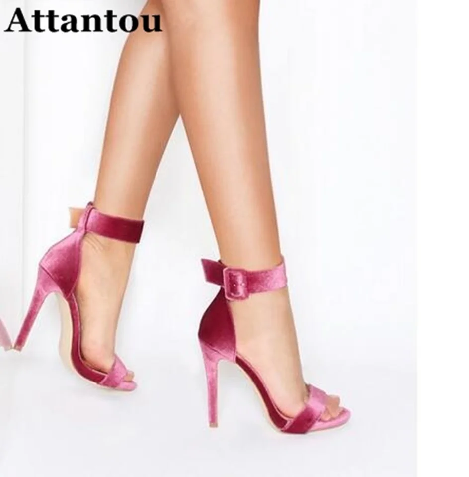 Sexy Velvet Women High Heels Wide Buckle Ankle Strap and Stiletto Heel Wedding Party Shoes Summer Velvet Designer Sandals Woman
Sexy Velvet Women High Heels Wide Buckle Ankle Strap and Stiletto Heel Wedding Party Shoes Summer Velvet Designer Sandals Woman