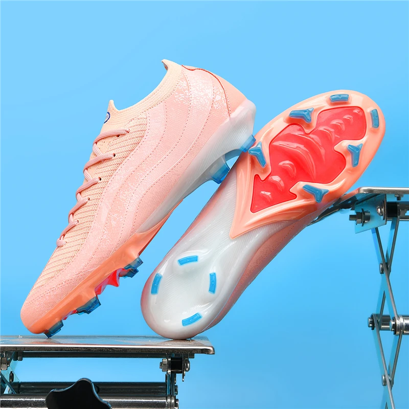 Practical Long Stud Football Shoes With Anti-slip Performance, Lightweight Wearable Style For Lawn Sports
Practical Long Stud Football Shoes With Anti-slip Performance, Lightweight Wearable Style For Lawn Sports