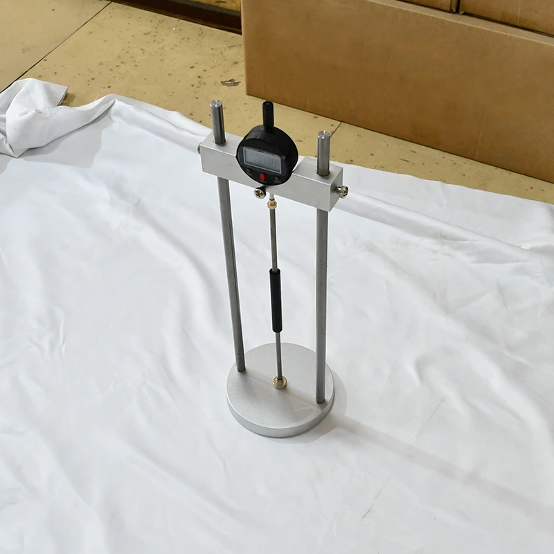 Laboratory Cement Expansibility Tester, Length Change Comparator with Precision Dial Gauge
Laboratory Cement Expansibility Tester, Length Change Comparator with Precision Dial Gauge