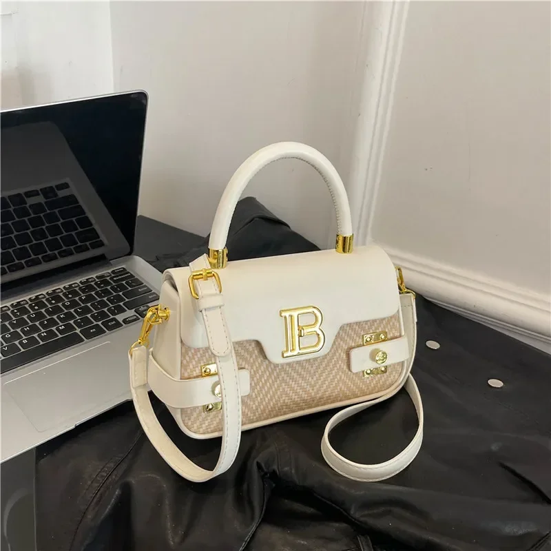 Classic Leather Crossbody Bag - Women's Luxury Shoulder Handbag Tote Purse Elegant Ladies Designer
Classic Leather Crossbody Bag - Women's Luxury Shoulder Handbag Tote Purse Elegant Ladies Designer