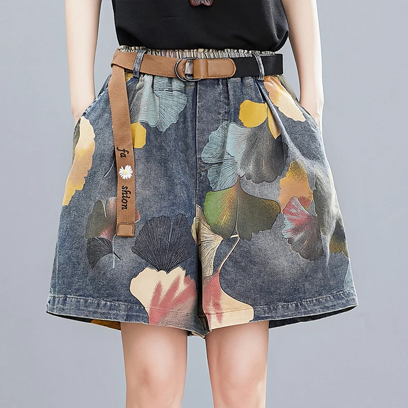 Retro Printed Denim Shorts Fashion Elastic Waist Wide Leg Pants Large Size Casual Loose Short Denim Pants Summer European Style
Retro Printed Denim Shorts Fashion Elastic Waist Wide Leg Pants Large Size Casual Loose Short Denim Pants Summer European Style