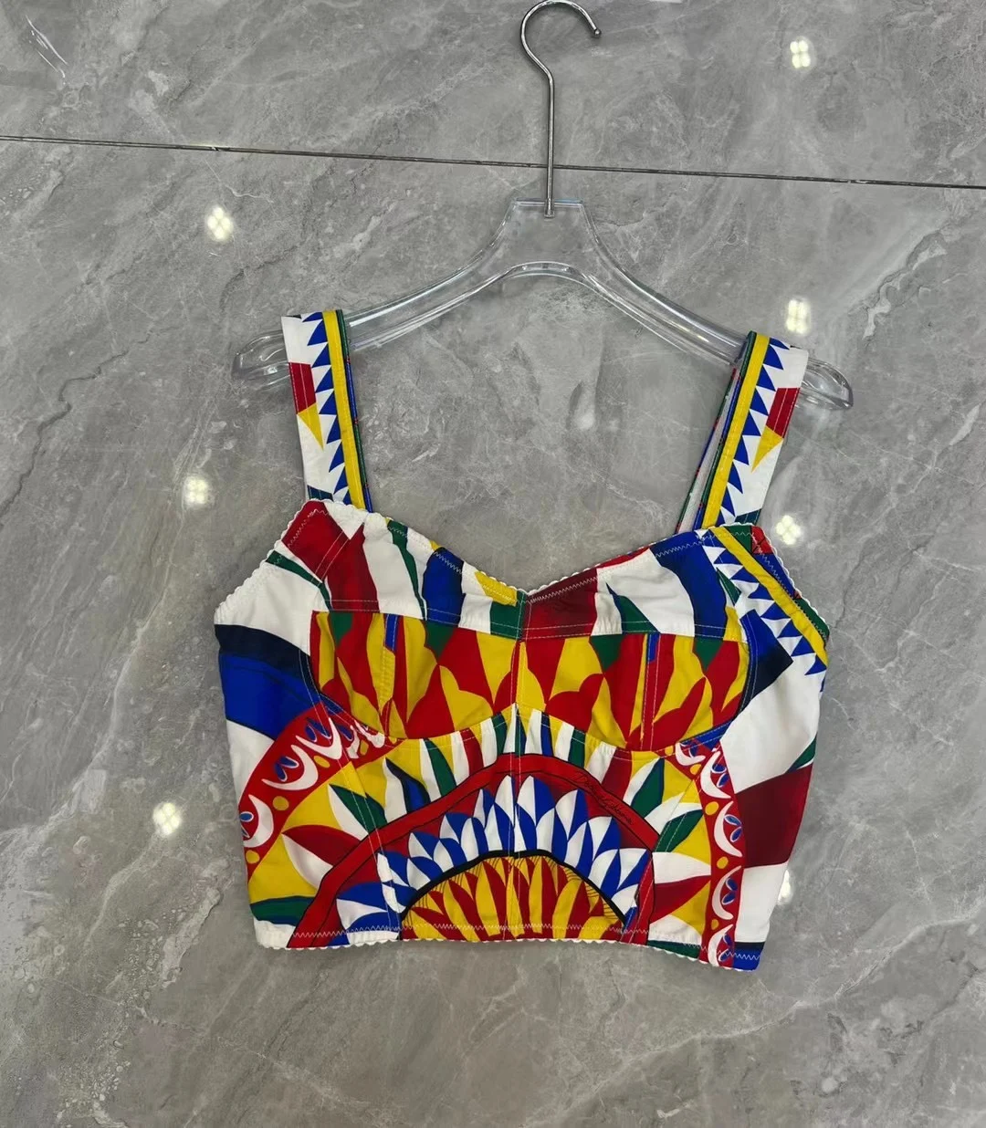 High Quali Faionable Floral Cotton Strap Vest Small Tank Top Street Sle Print ort Length Single Piece Summer 2023
High Quali Faionable Floral Cotton Strap Vest Small Tank Top Street Sle Print ort Length Single Piece Summer 2023