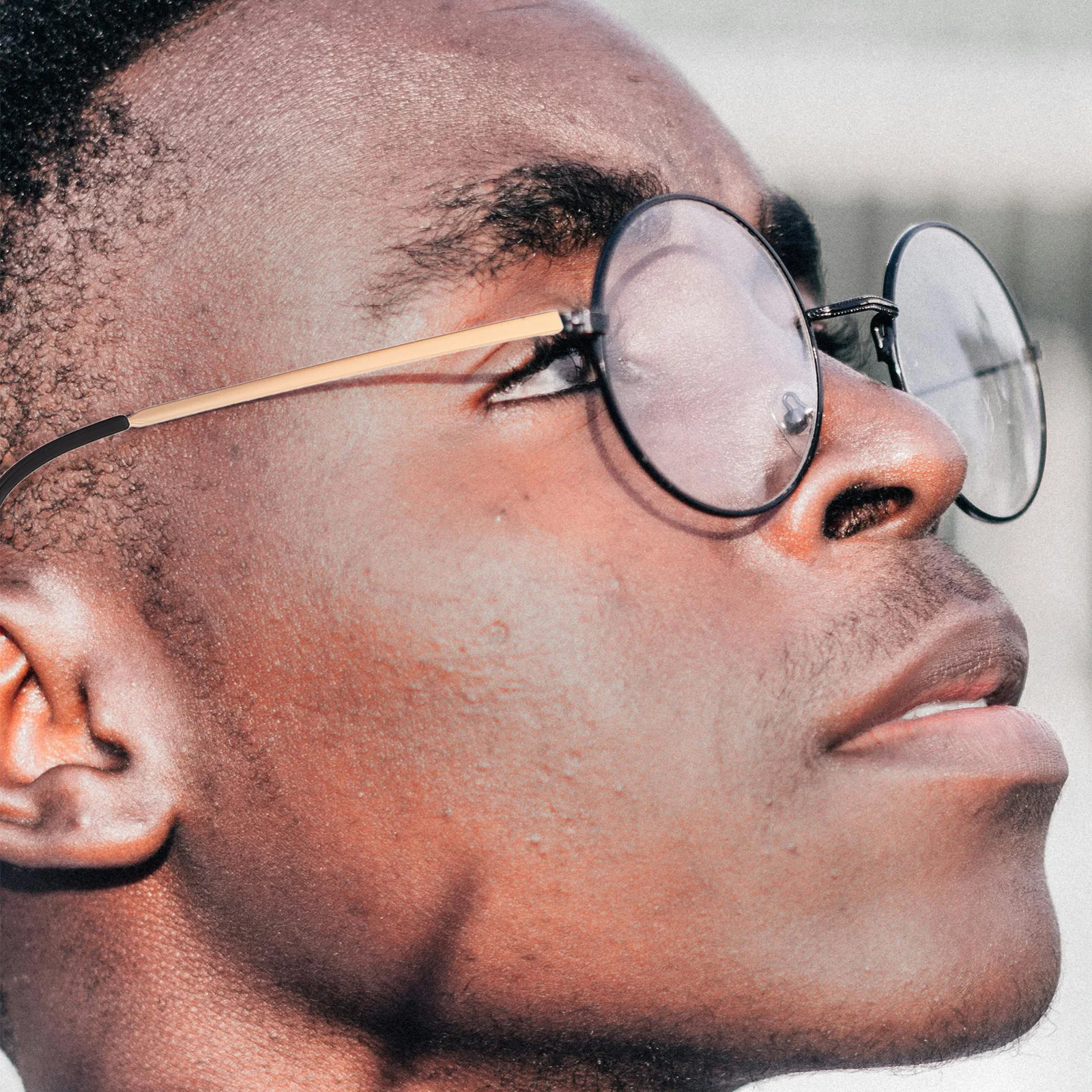 2Pairs Eyeglasses Replacement Temples High-Strength Metal Arms for Glasses Repair Work with Most Frames Stylish Lightweight
2Pairs Eyeglasses Replacement Temples High-Strength Metal Arms for Glasses Repair Work with Most Frames Stylish Lightweight