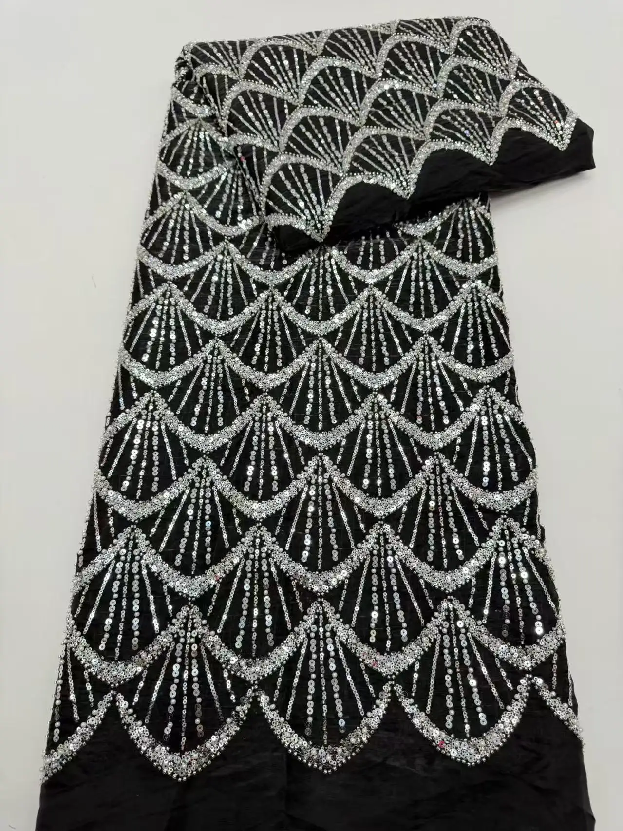 Luxury African Beaded Lace Fabric High Quality Beads Embroidery French Tulle Laces 5 Yards for Nigerian Wedding Sewing Dress
Luxury African Beaded Lace Fabric High Quality Beads Embroidery French Tulle Laces 5 Yards for Nigerian Wedding Sewing Dress