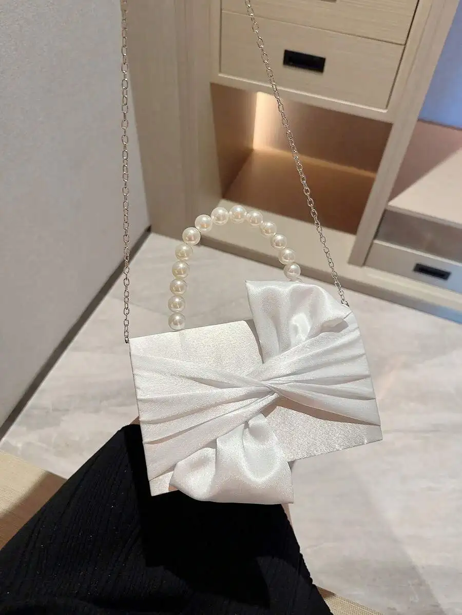 Elegant White Satin Bow Clutch With Faux Pearl Handle Chain For Evening Party Wedding
Elegant White Satin Bow Clutch With Faux Pearl Handle Chain For Evening Party Wedding