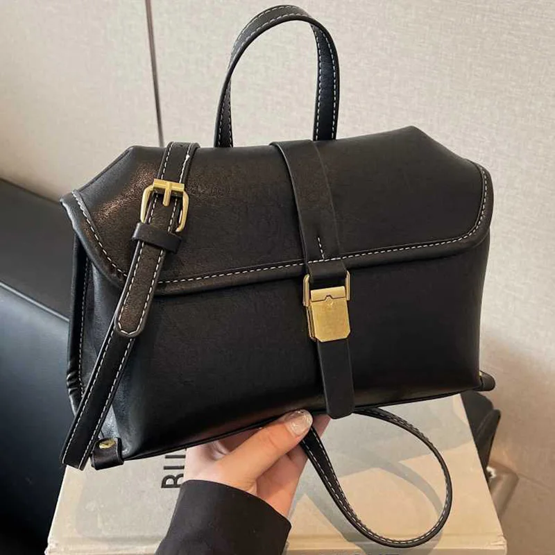 Women's New Large Capacity Design Crossbody Tote Bag Retro Casual PU Small Handheld Bag Versatile Commuter Single Shoulder Bag
Women's New Large Capacity Design Crossbody Tote Bag Retro Casual PU Small Handheld Bag Versatile Commuter Single Shoulder Bag