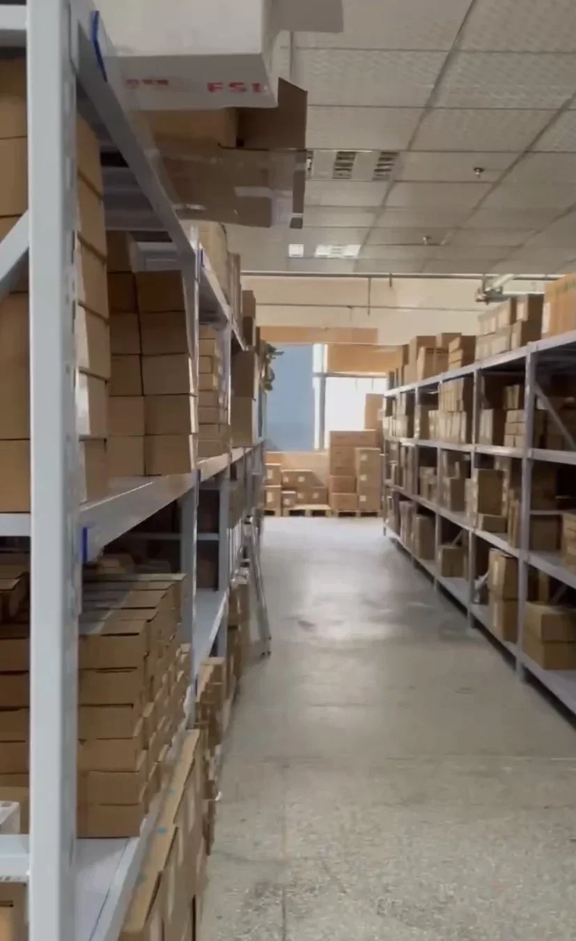 6SL3210-1KE14-3UB2 Brand new SINAMICS G120C compact converters, FSAA mit Blindabdeckung RATED POWER 1,5KW WITH 150% OVERLOAD
6SL3210-1KE14-3UB2 Brand new SINAMICS G120C compact converters, FSAA mit Blindabdeckung RATED POWER 1,5KW WITH 150% OVERLOAD