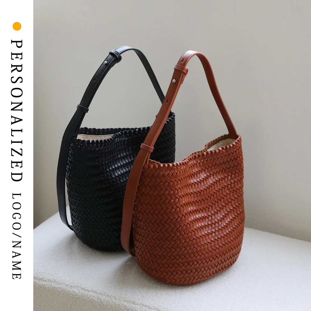 2025 New Hand-woven Women's Bag High-end Casual Bucket Bag French Retro Commuter One-shoulder Crossbody Bag PU Material
2025 New Hand-woven Women's Bag High-end Casual Bucket Bag French Retro Commuter One-shoulder Crossbody Bag PU Material