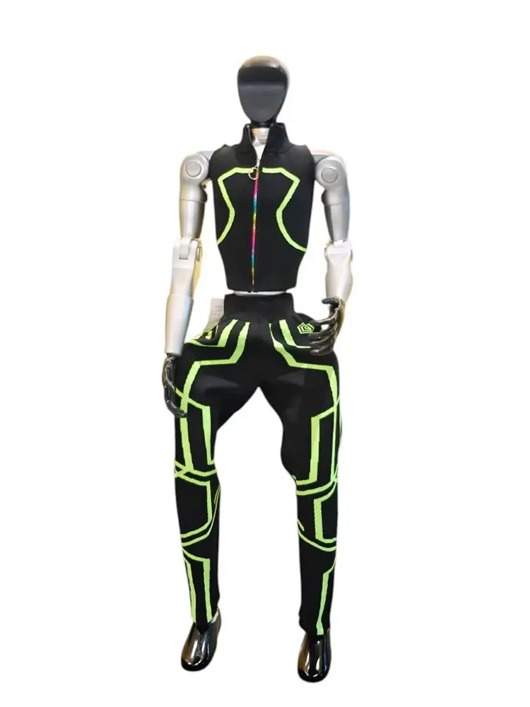 YLMyself Bespoke robotic apparel. Precision 75D/2 nylon fluorescent mesh vest-pants. Cutting-edge design meets advanced material
YLMyself Bespoke robotic apparel. Precision 75D/2 nylon fluorescent mesh vest-pants. Cutting-edge design meets advanced material