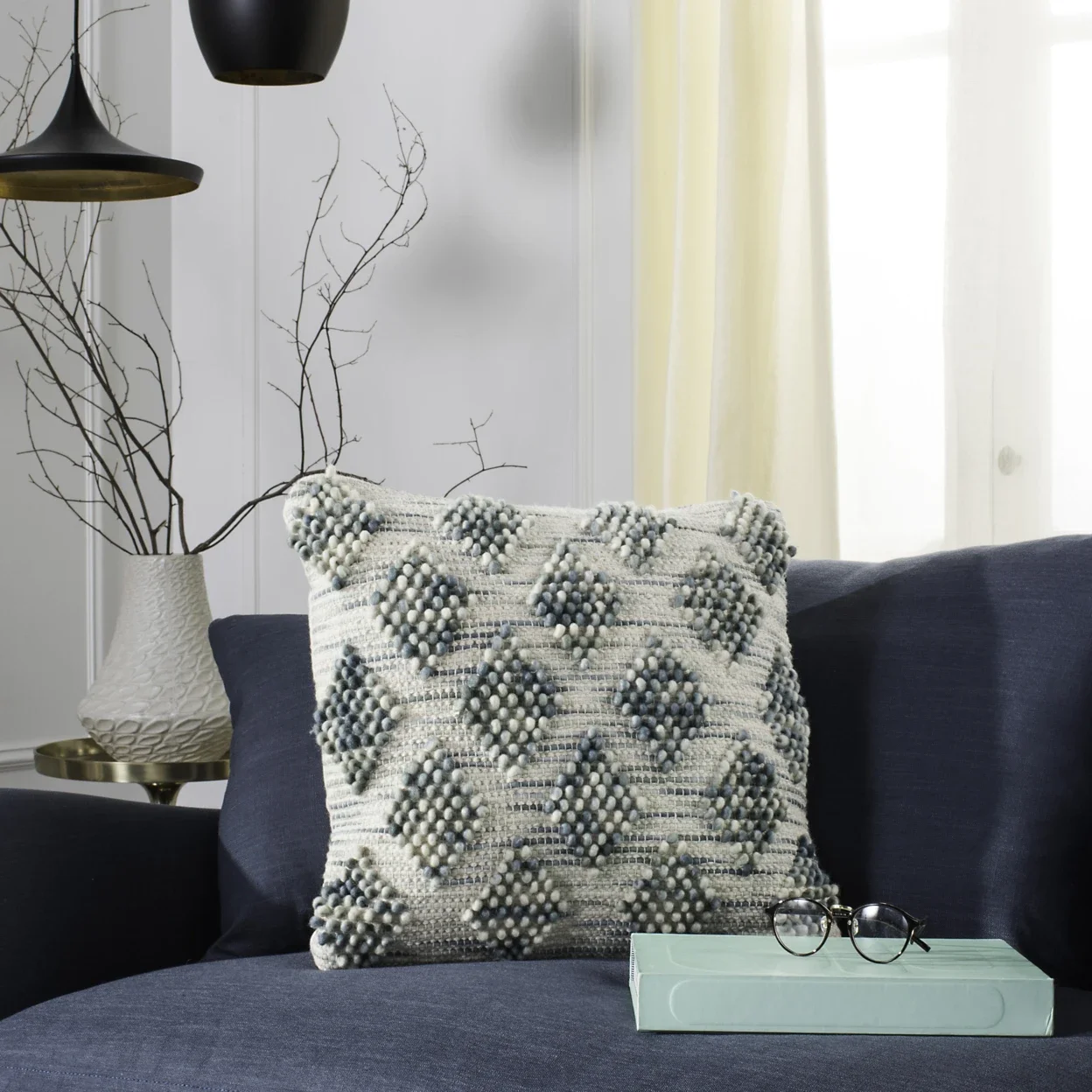 Space Dyed Geometric Plush Pillow 20x20 Inches Soft Decorative Cushion
Space Dyed Geometric Plush Pillow 20x20 Inches Soft Decorative Cushion