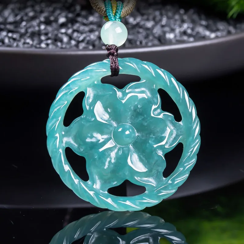 Natural Real Emerald Blue Water Hollow Flower Round Card Pendant Myanmar Jadeite Necklace Jewelry Charm Designer Luxury Vintage
Natural Real Emerald Blue Water Hollow Flower Round Card Pendant Myanmar Jadeite Necklace Jewelry Charm Designer Luxury Vintage