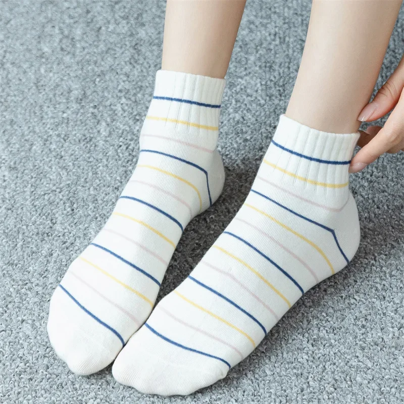 Cute Socks Sweet Print Cotton Women's Short Socks Cartoon Breathable Low Tube Stocking Women Yellow Rabbit Mushroom Pattern Sock
Cute Socks Sweet Print Cotton Women's Short Socks Cartoon Breathable Low Tube Stocking Women Yellow Rabbit Mushroom Pattern Sock