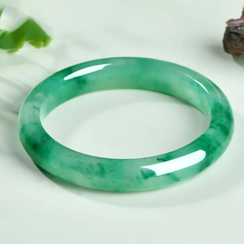 Ice Floating Green Flower Jade Bracelet Women's Jewelry
Ice Floating Green Flower Jade Bracelet Women's Jewelry