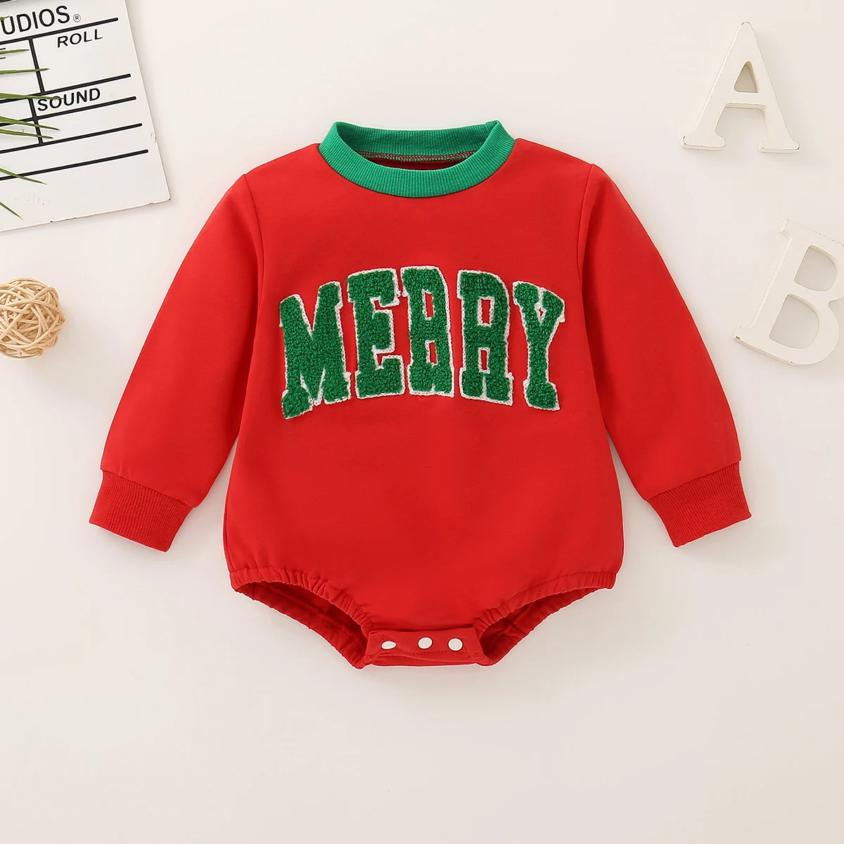 Autumn Baby Boy Letters Printed Red Towel Embroidered Long-Sleeved Triangle Pajamas Casual Cute
Autumn Baby Boy Letters Printed Red Towel Embroidered Long-Sleeved Triangle Pajamas Casual Cute