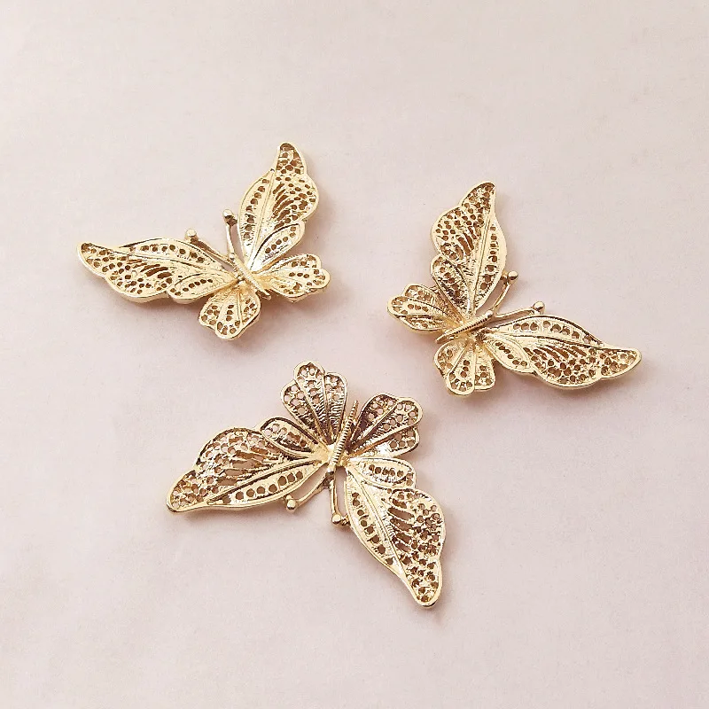 10Lcs/Lot Alloy Golden Butterfly Pendant Buttons For DIY Handmade Hair Jewelry Accessories Brooch Bag Shoes Box Mobile Phone
10Lcs/Lot Alloy Golden Butterfly Pendant Buttons For DIY Handmade Hair Jewelry Accessories Brooch Bag Shoes Box Mobile Phone