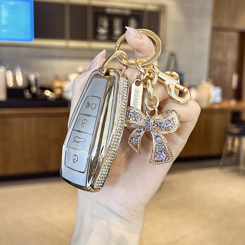 Suitable for Geely Keycase Emgrand gs null Okavango FY11 Preface Car keycover keyshell keychain cars accessories Car key case
Suitable for Geely Keycase Emgrand gs null Okavango FY11 Preface Car keycover keyshell keychain cars accessories Car key case