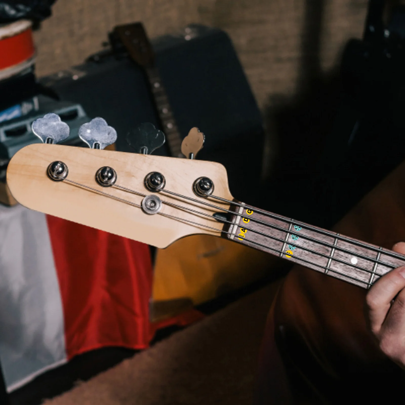 2Pcs Bass Scale Stickers Easy Apply Remove Fretboard Decals for Beginners Learning Tool Musical Note Map Accessory
2Pcs Bass Scale Stickers Easy Apply Remove Fretboard Decals for Beginners Learning Tool Musical Note Map Accessory