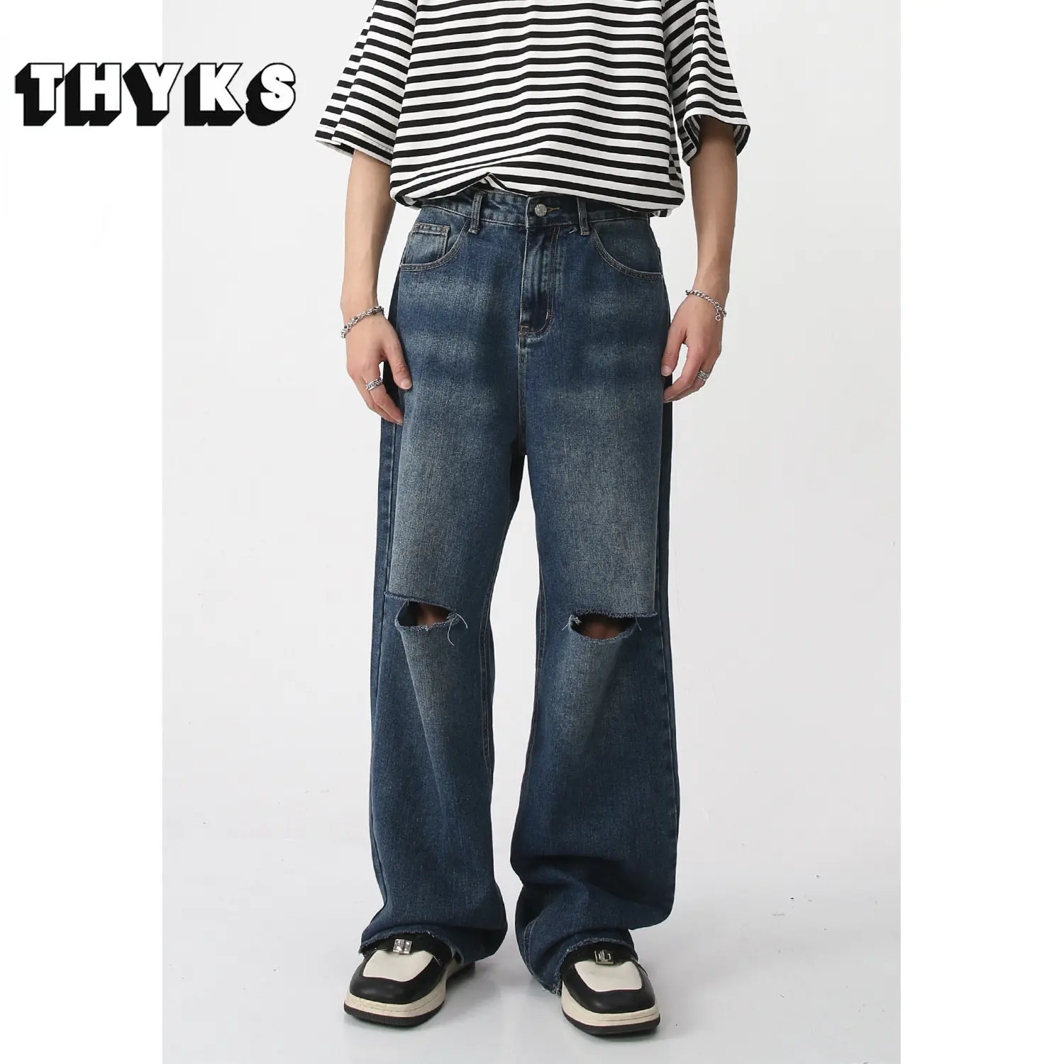 Ripped Men's Jeans High Street Korean Rockmore Jeans Hombre Baggy Vintage Streetwear Pants for Women Y2k Men Clothing Unisex
Ripped Men's Jeans High Street Korean Rockmore Jeans Hombre Baggy Vintage Streetwear Pants for Women Y2k Men Clothing Unisex