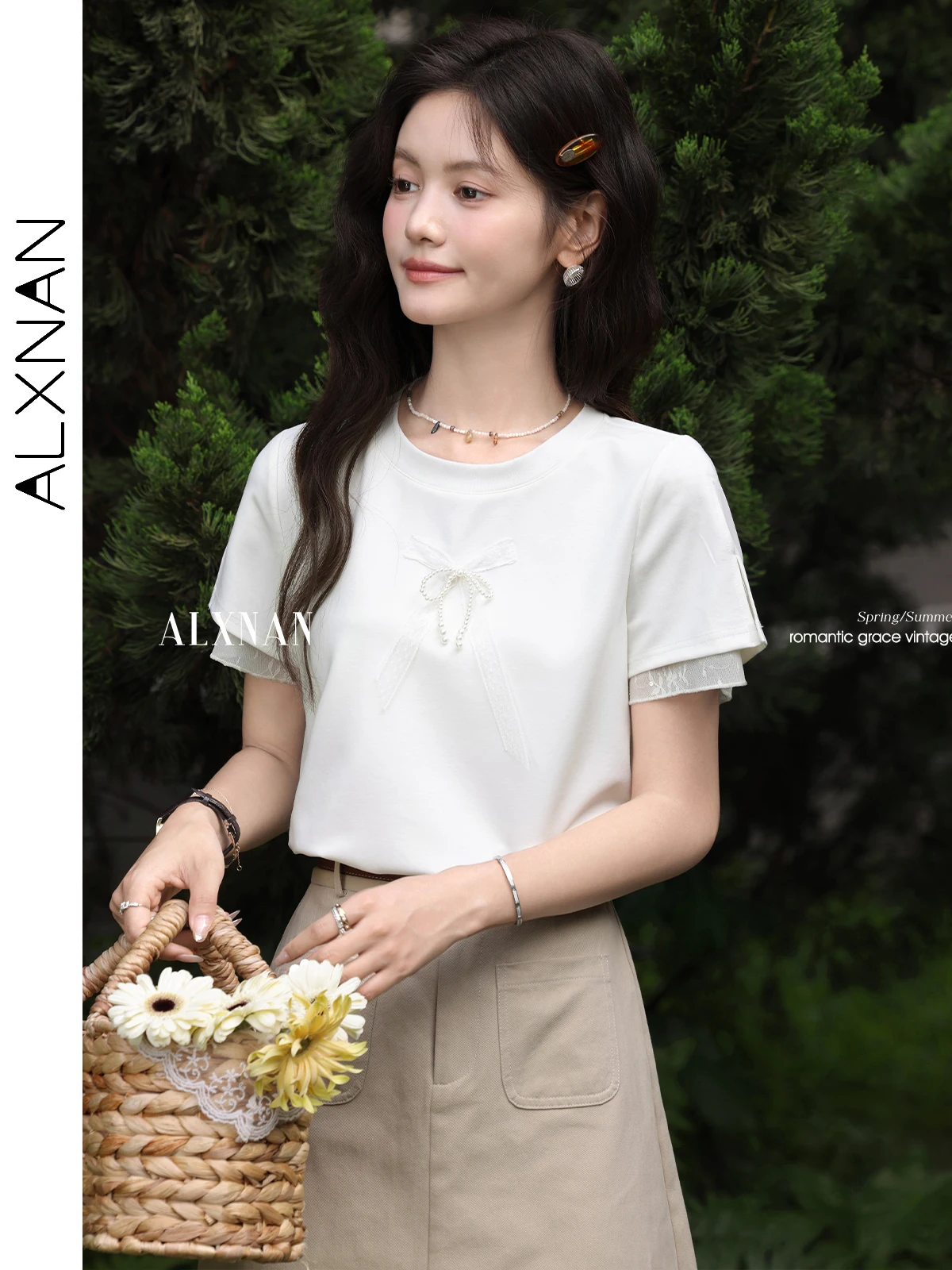 ALXNAN Women's White T-Shirt Elegant Casual Lace Patchwork T-Shirt 2025 Summer Loose-fit Office Lady Short Sleeve Tops L56056
ALXNAN Women's White T-Shirt Elegant Casual Lace Patchwork T-Shirt 2025 Summer Loose-fit Office Lady Short Sleeve Tops L56056