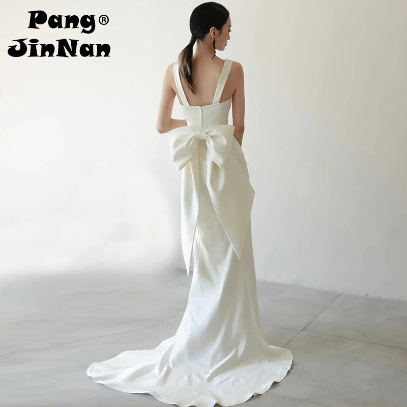 PJN 2025 NEW White Satin Wedding Dress Bride Backless Trailing Snapshot Dresses With Bow Women Formal Long Evening Party Dress
PJN 2025 NEW White Satin Wedding Dress Bride Backless Trailing Snapshot Dresses With Bow Women Formal Long Evening Party Dress