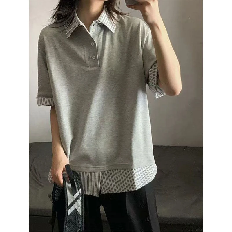 Women's American Style Striped Polo Neck Fake Two Piece Short Sleeve T-Shirt Summer New Preppy Style Loose Gray Cotton Solid Top
Women's American Style Striped Polo Neck Fake Two Piece Short Sleeve T-Shirt Summer New Preppy Style Loose Gray Cotton Solid Top