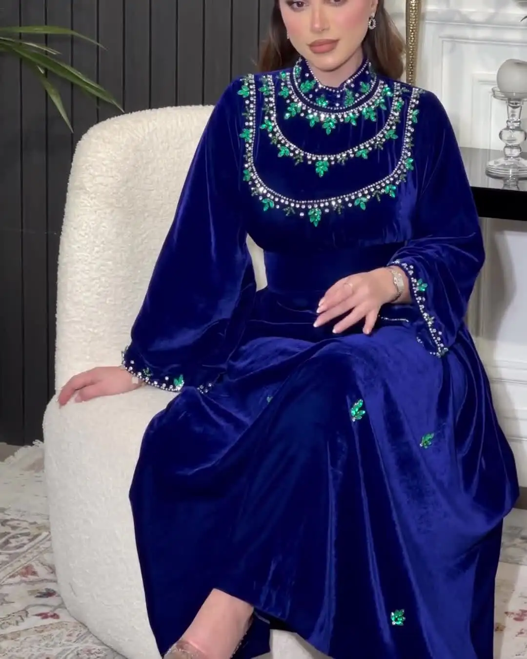 Customized Blue Sweetheart Fluffy Long Sleeve Evening Dress Beaded Kristallnacht Party Evening Gown Special Occasion Ball Gowns
Customized Blue Sweetheart Fluffy Long Sleeve Evening Dress Beaded Kristallnacht Party Evening Gown Special Occasion Ball Gowns