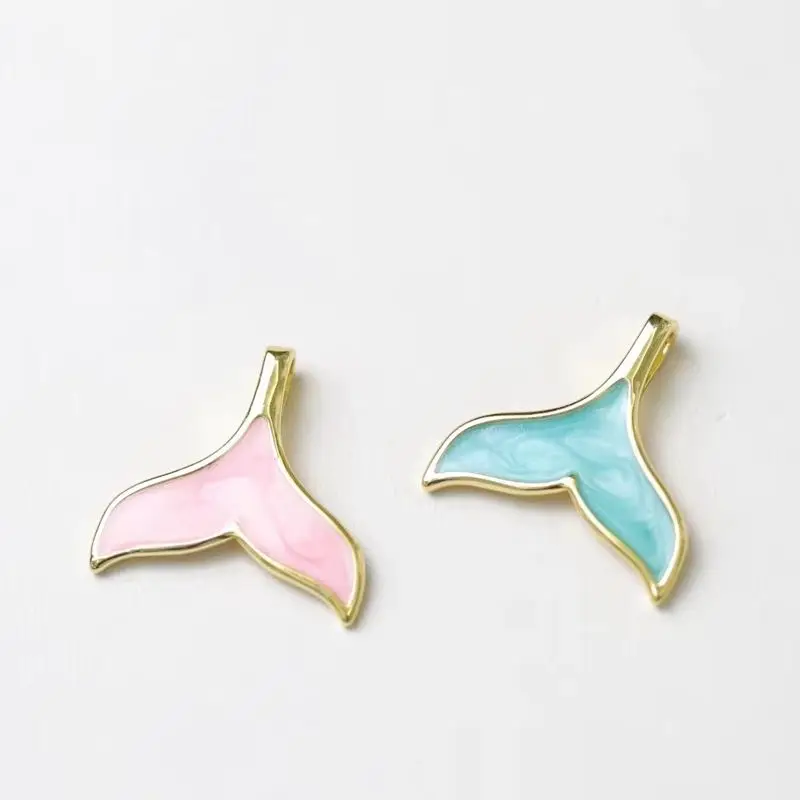 1PCS 17mm 14K Gold Color Pearlescent Pink Blue Oil Dripping Fishtail Fish Tail Pendant DIY Bracelet Handmade Charm Accessorie
1PCS 17mm 14K Gold Color Pearlescent Pink Blue Oil Dripping Fishtail Fish Tail Pendant DIY Bracelet Handmade Charm Accessorie