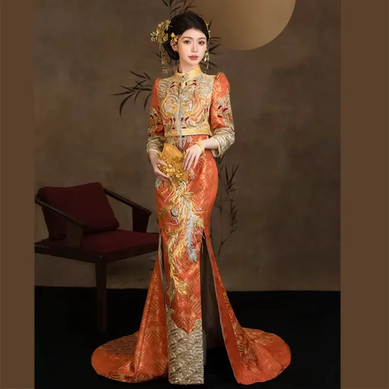 Factory Direct Sale Orange-red High Collar Long Sleeves Traditional Chinese Clothing Slit Lower Skirt Xiuhe Clothing
Factory Direct Sale Orange-red High Collar Long Sleeves Traditional Chinese Clothing Slit Lower Skirt Xiuhe Clothing
