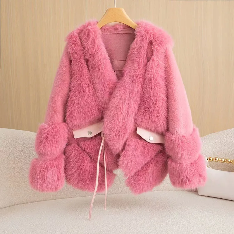 Трансграничное однотонное утепленное теплое пальто для женщин, зима 2026, новая мода, молодежный топ из искусственного меха с большим вырезом на меху
Трансграничное однотонное утепленное теплое пальто для женщин, зима 2026, новая мода, молодежный топ из искусственного меха с большим вырезом на меху