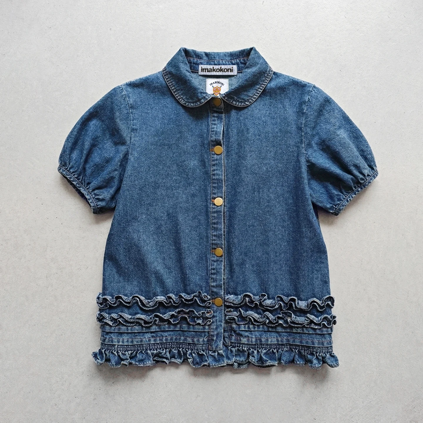 Blue denim shirt imakokoni summer original washed retro casual art Peter Pan collar loose short sleeved top 265441
Blue denim shirt imakokoni summer original washed retro casual art Peter Pan collar loose short sleeved top 265441