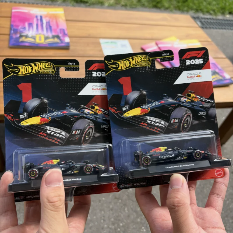 Hot Wheels Premium Formula 1 Racing Car Alloy Diecast Model Hrv11 Red Bull Rb21 Mclaren Mercedes Collectible For Collectors
Hot Wheels Premium Formula 1 Racing Car Alloy Diecast Model Hrv11 Red Bull Rb21 Mclaren Mercedes Collectible For Collectors