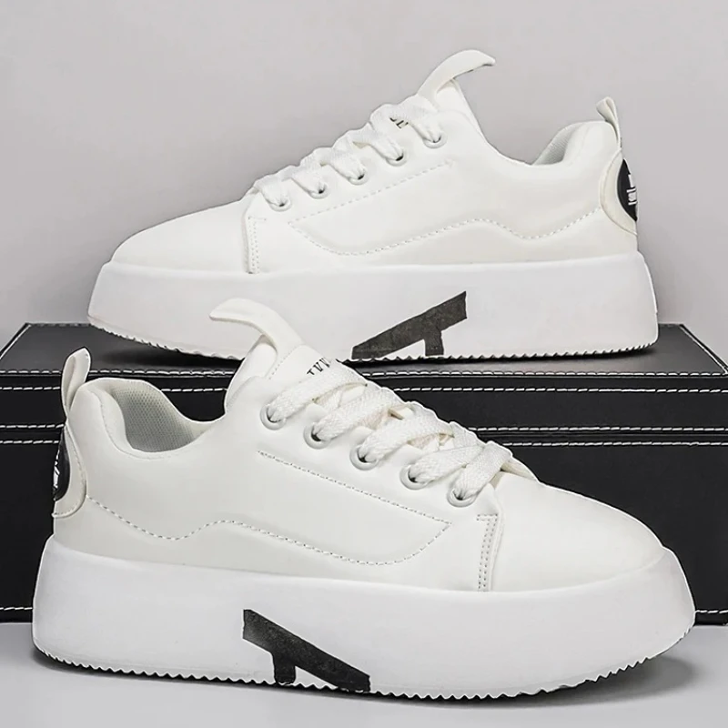Fashion Casual Microfiber Leather Chunky Sneaker Men Designer Winter Plush Warm Board Shoe Upper Height Increased Platform Shoes
Fashion Casual Microfiber Leather Chunky Sneaker Men Designer Winter Plush Warm Board Shoe Upper Height Increased Platform Shoes