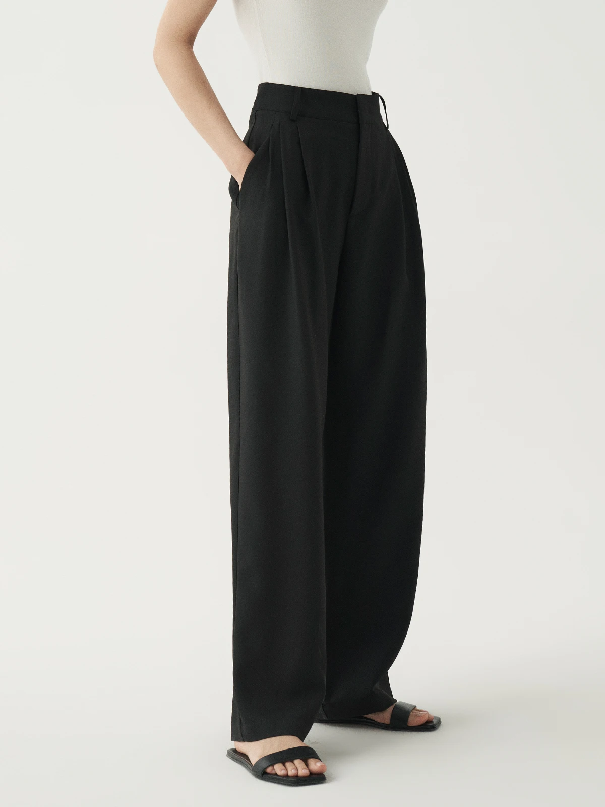 Черные широкие костюмные брюки для женщин, профессиональные повседневные тонкие длинные брюки с высокой талией, офисная одежда Ele Feel
Черные широкие костюмные брюки для женщин, профессиональные повседневные тонкие длинные брюки с высокой талией, офисная одежда Ele Feel