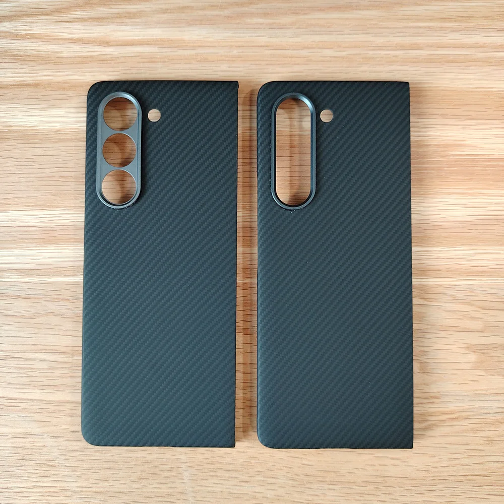 HKAB черный чехол для Samsung Z Fold 5 металлический маленький отверстие кевлар Арамид углеродное волокно ightweight против царапин нескользящий
HKAB черный чехол для Samsung Z Fold 5 металлический маленький отверстие кевлар Арамид углеродное волокно ightweight против царапин нескользящий