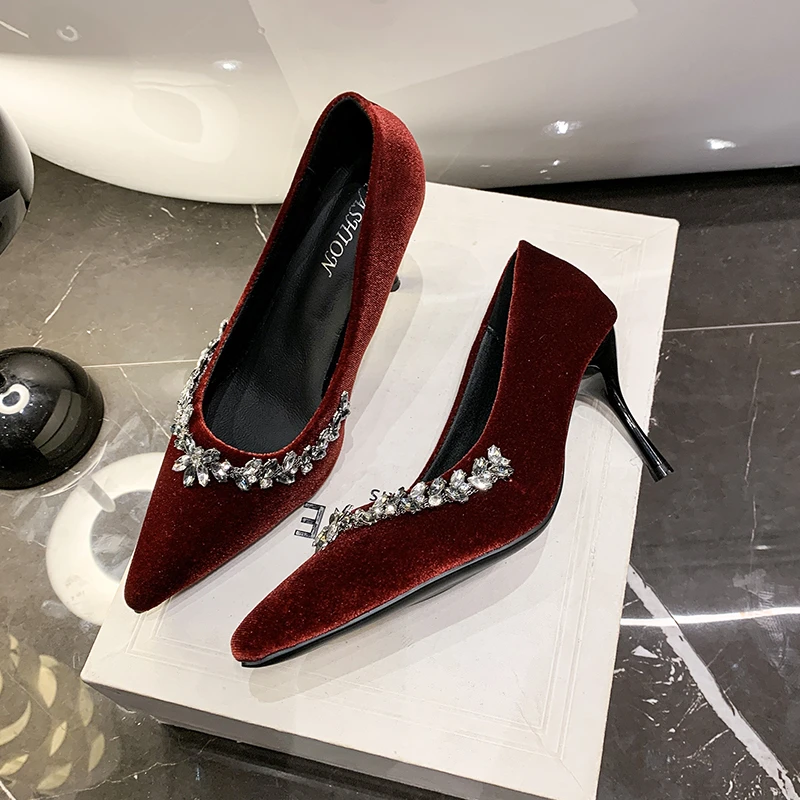 Ladies Shoes 2025 Fashion Shallow Women's High Heels New Crystal Office and Career Sexy Plus Size Best Seller High Heels Zapatos
Ladies Shoes 2025 Fashion Shallow Women's High Heels New Crystal Office and Career Sexy Plus Size Best Seller High Heels Zapatos