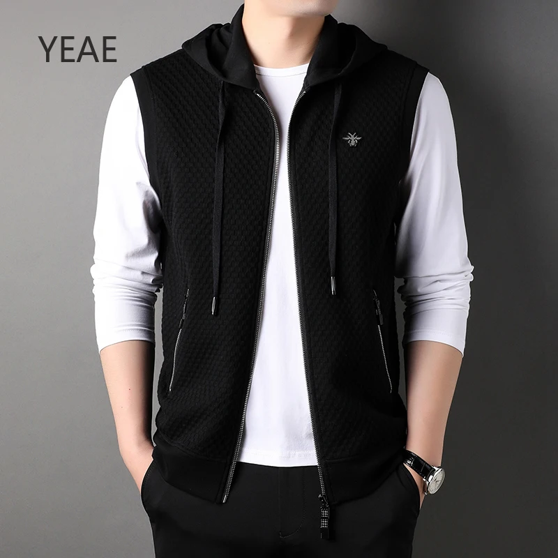 YEAE Spring and Autumn 2025 New Fashion Personalized Bee Chest Logo Black Sleeveless Jacket Casual Business Men's Vest Clothing
YEAE Spring and Autumn 2025 New Fashion Personalized Bee Chest Logo Black Sleeveless Jacket Casual Business Men's Vest Clothing