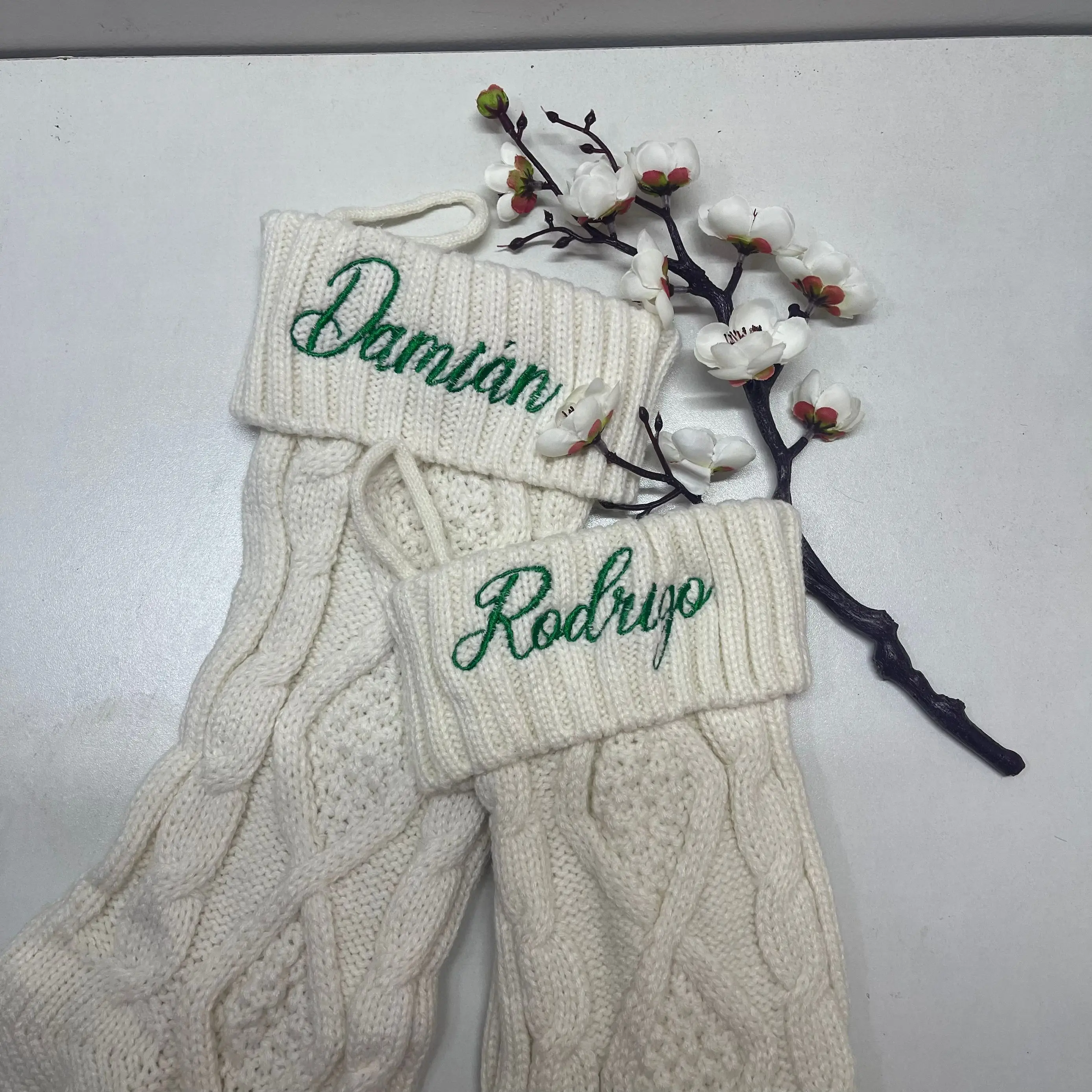 Personalized Christmas Stocking Embroidered Your Name Knitted Stocking Christmas Decoration Christmas Party Pendant Socks
Personalized Christmas Stocking Embroidered Your Name Knitted Stocking Christmas Decoration Christmas Party Pendant Socks