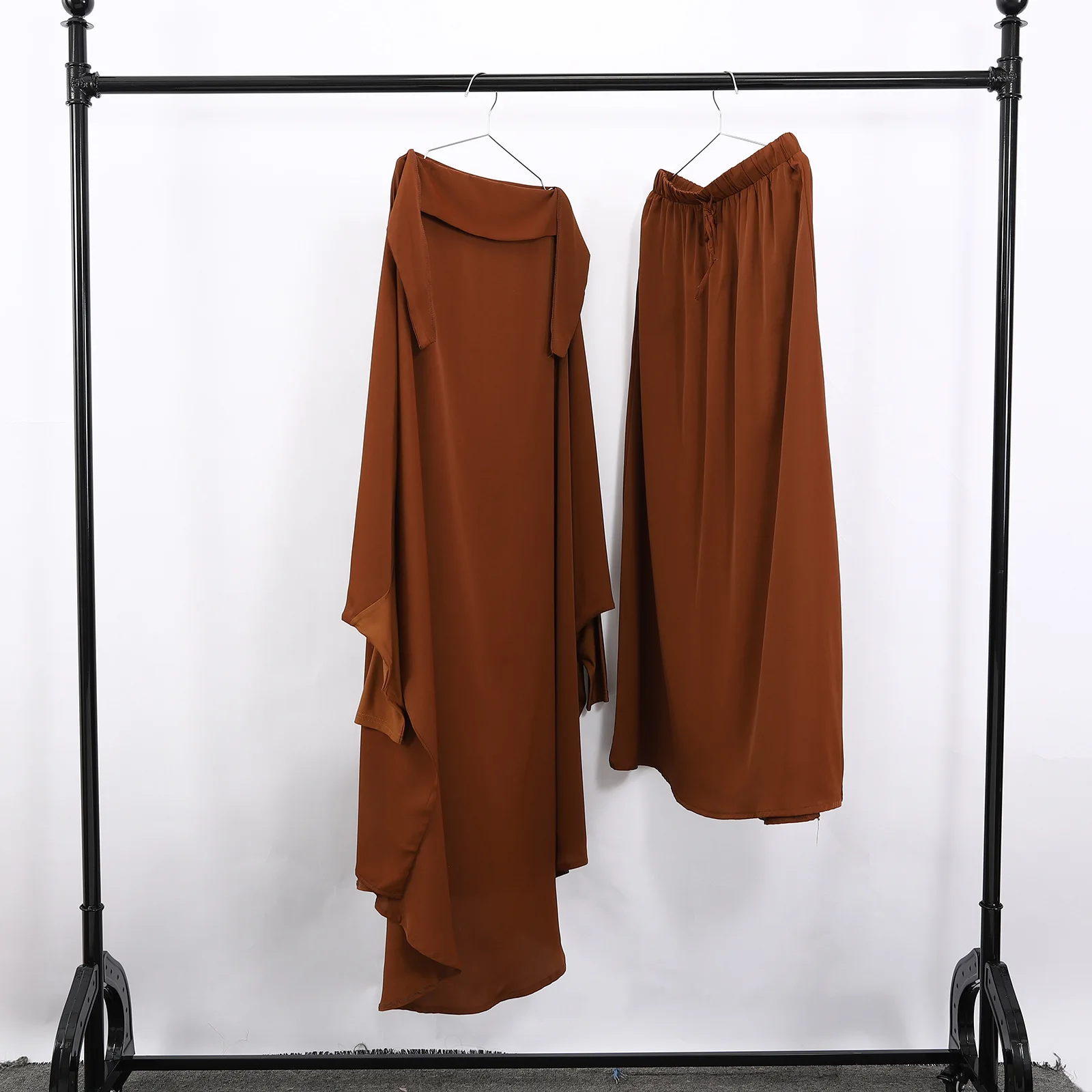 15 Colors 2 PCS Muslim Set Women Hijab Dress Prayer Garment Abaya Long Khimar Ramadan Gown Abayas Skirt Sets Islamic Suit
15 Colors 2 PCS Muslim Set Women Hijab Dress Prayer Garment Abaya Long Khimar Ramadan Gown Abayas Skirt Sets Islamic Suit