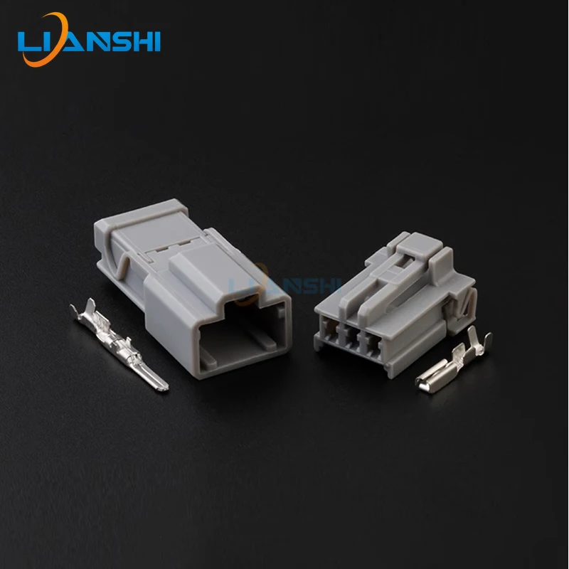 6098-0242 6098-0241 is suitable for automotive reverse lamp plug 3p connector fitting terminal DJ7036-2.2-11/21
6098-0242 6098-0241 is suitable for automotive reverse lamp plug 3p connector fitting terminal DJ7036-2.2-11/21