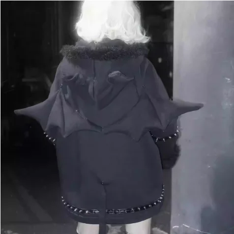 Новинка 2023 года, осенние и зимние женские пальто, субкультура, панк, японский стиль, флисовый утолщенный кардиган с капюшоном на молнии, куртка для женщин
Новинка 2023 года, осенние и зимние женские пальто, субкультура, панк, японский стиль, флисовый утолщенный кардиган с капюшоном на молнии, куртка для женщин