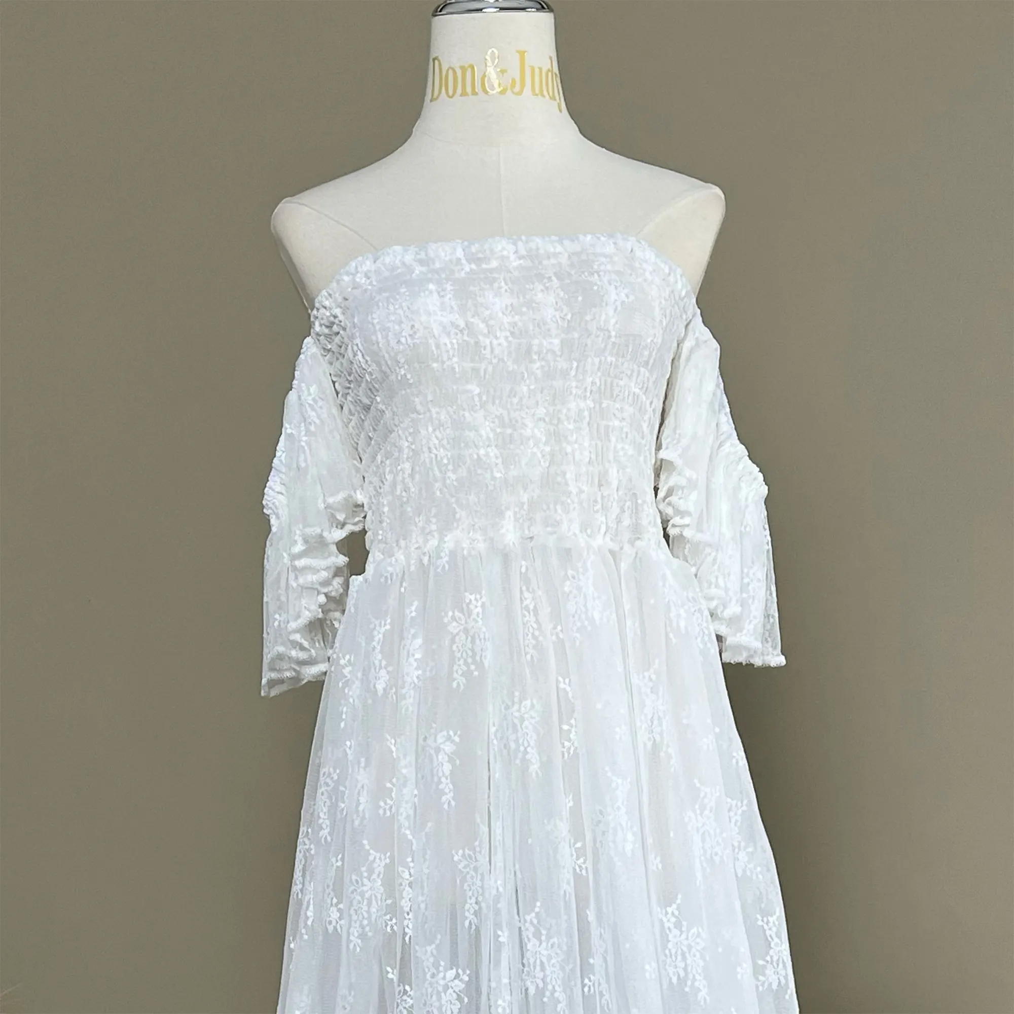 Don&Judy Off-Shoulder Embroidered Tulle Gown with Ruffled Sleeves & Long Train Romantic Bridal Baby Shower Dress Maternity
Don&Judy Off-Shoulder Embroidered Tulle Gown with Ruffled Sleeves & Long Train Romantic Bridal Baby Shower Dress Maternity