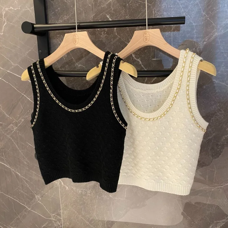 Luxury Designer Clothing Women Fashion Elegant Gold Chain Knitted Sweater Vest O-neck Sleeveless Pull Hiver Femme 2023
Luxury Designer Clothing Women Fashion Elegant Gold Chain Knitted Sweater Vest O-neck Sleeveless Pull Hiver Femme 2023